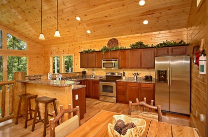 Luxury Cabin Rental with Three Fireplaces and a Hot Tub in Gatlinburg, East Tennessee - Gatlinburg, Tennessee - glamping.directory