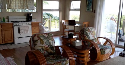 Elegant Cottage with Unbelievable Ocean Views in Molokai, Hawaii - Kaunakakai, Hawaii - glamping.directory