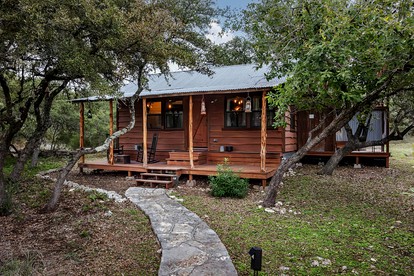 Luxurious Vintage Style Cabin Rental for Romantic Getaways and Texas Hill Country Vacations - glamping.directory
