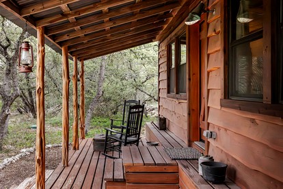 Luxurious Vintage Style Cabin Rental for Romantic Getaways and Texas Hill Country Vacations - Wimberley, Texas - glamping.directory