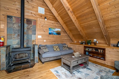 Delightful Cabin Rental with Mountain Views near Chattahoochee National Forest, Georgia - Blue Ridge, Georgia - glamping.directory