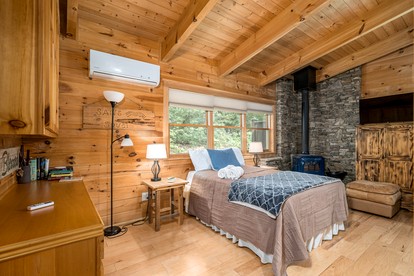 Delightful Cabin Rental with Mountain Views near Chattahoochee National Forest, Georgia - Blue Ridge, Georgia - glamping.directory