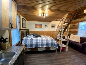 Rustic Texas Hill Country Vacation Rental with a Fire Pit - Marble Falls, Texas - glamping.directory