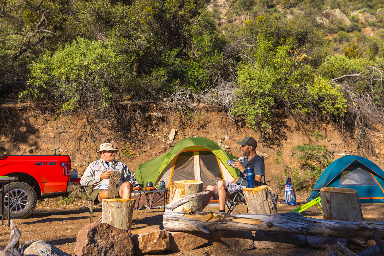 Ash Creek: Canyon Views & History - glamping.directory