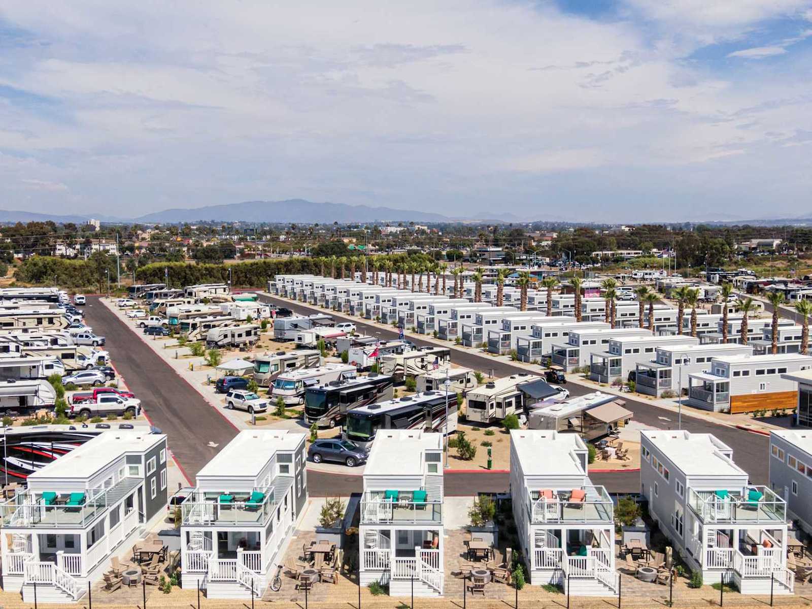 Sun Outdoors San Diego Bay - glamping.directory