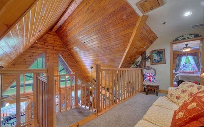 Charming Nautical-Themed Inn Room with Private Whirlpool & Lake Views Near Lake Helen, Florida - Lake Helen, Florida - glamping.directory