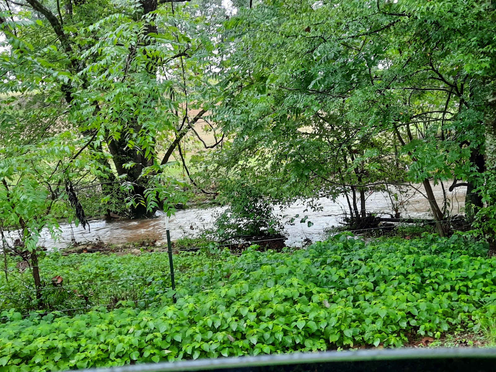 CinC's RV Hideaway - glamping.directory