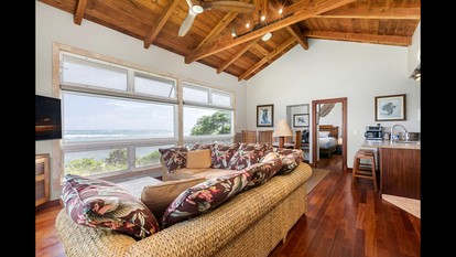 Incredible Beach House with Stunning Views in Laie, Hawaii - glamping.directory