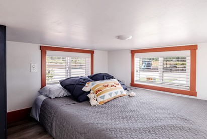 Discover Zion: Tiny Home Stay in Apple Valley, Minutes from National Park - Apple Valley, Utah - glamping.directory