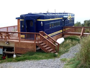 Historic Railcar Overlooking Glaciers and Volcanoes in Homer, Alaska - Homer, Alaska - glamping.directory