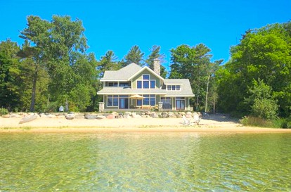 Beautiful and Spacious Vacation Rental with Lake Views in the Grand Traverse Bay Area, Michigan - glamping.directory