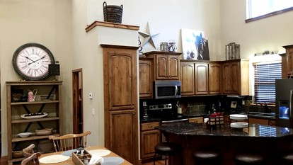 Impressive Vacation Rental for a Family Getaway near Branson, Missouri - Hollister, Missouri - glamping.directory