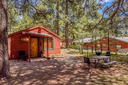 Rustic Historic Cabin near the Grand Canyon for a Peaceful Retreat in Parks, Arizona - glamping.directory