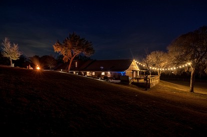 Beautiful Lakeside Rental with Hot-Tub in Igram, Texas, Perfect for Family Glamping Trips - glamping.directory