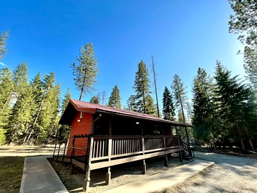 Romantic Vacation Rental Great to Disconnect in Montana - Thompson Falls, Montana - glamping.directory