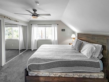 Relaxing Nature-Inspired Retreat with Cozy Lounge in Big Bear, California - Big Bear, California - glamping.directory