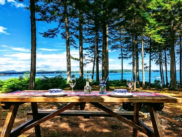 Romantic Waterfront Cottage with Private Beach & Fireplace Near Hancock, Maine - Hancock, Maine - glamping.directory