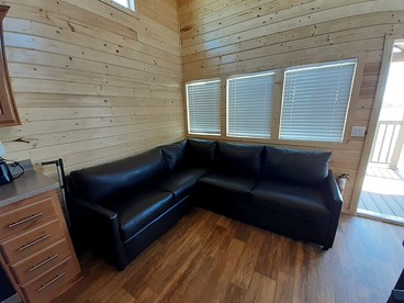 Quiet Desert Escape in a Stylish Tiny Home with Starry Skies in Williams, Arizona - Williams, Arizona - glamping.directory