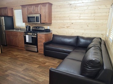 Quiet Desert Escape in a Stylish Tiny Home with Starry Skies in Williams, Arizona - Williams, Arizona - glamping.directory
