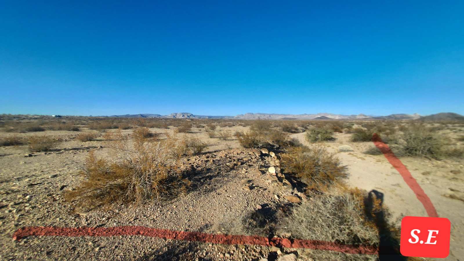 Golden Paradise & AZ Stargazer - Yucca, Arizona - glamping.directory