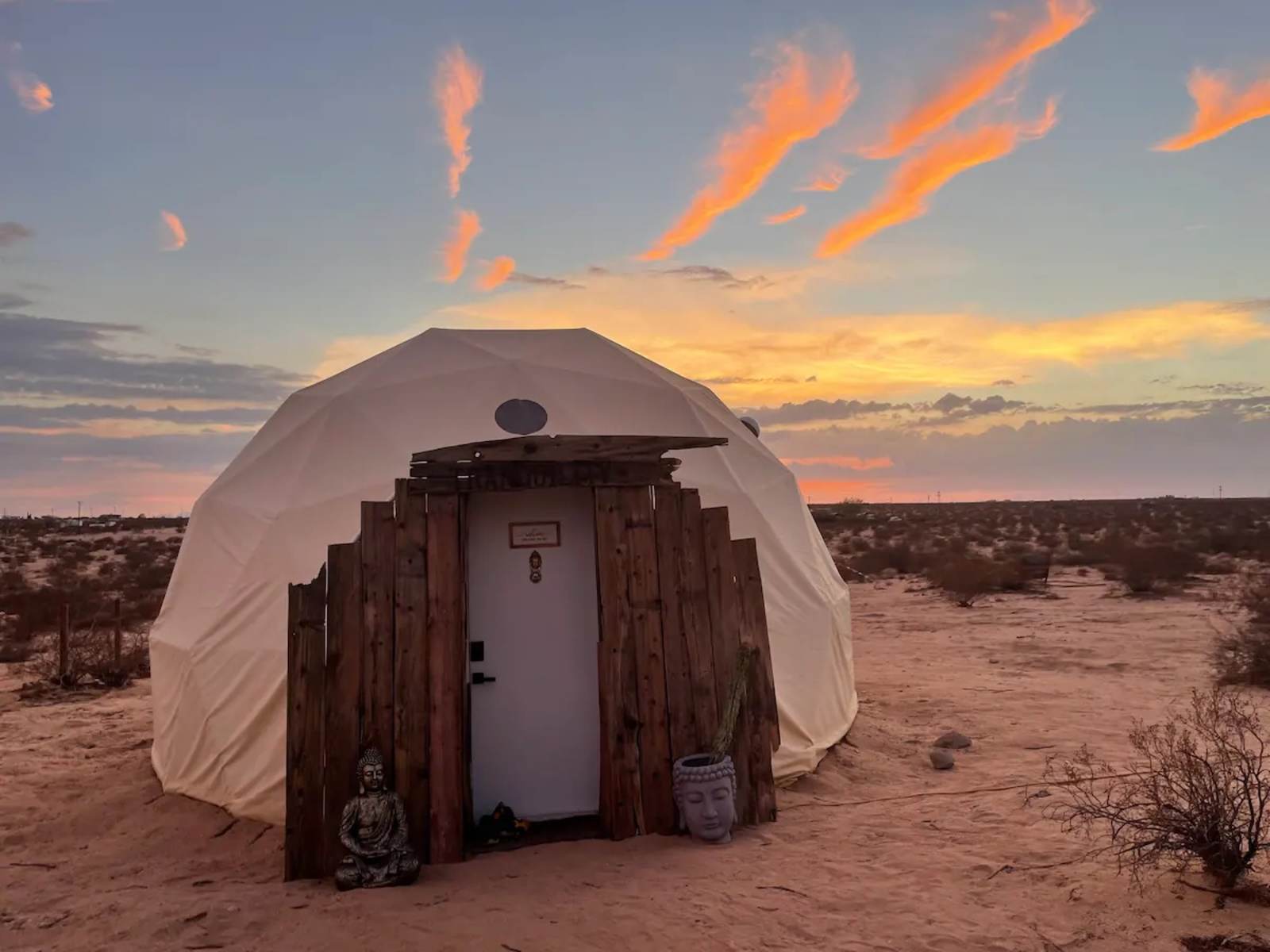 Desert Dimension - Twentynine Palms, California - glamping.directory