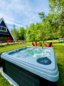 Spacious Well Furnished A-Frame with Sauna in Union Dale, Pennsylvania - Union Dale, Pennsylvania - glamping.directory