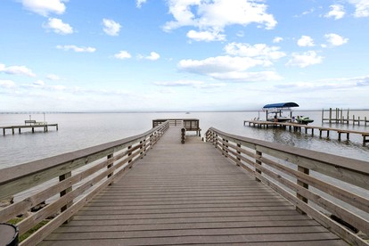 Pet-Friendly Coastal Retreat with Private Basketball Court & Bay Access Near Grayton Beach, Santa Rosa Beach FL - Santa Rosa Beach, Florida - glamping.directory