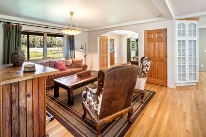 Picturesque Durango Cabin Perfect for a Peaceful Vacation in Colorado - Durango, Colorado - glamping.directory