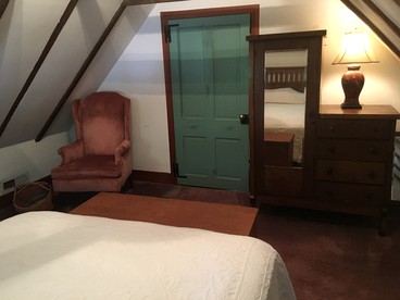 Historic Cottage Rental on a Stunning 400-Acre Farm in Wakefield, Virginia - Wakefield, Virginia - glamping.directory