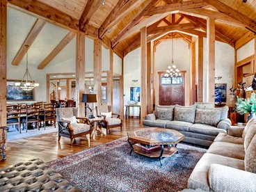 Breathtaking Mountain Getaway with Hot Tub near Keystone, Colorado - Breckenridge, Colorado - glamping.directory