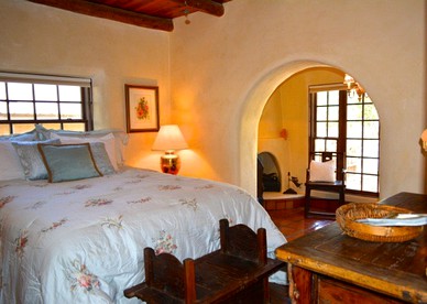 Southwestern Charm at Luxury Adobe Villa with Hot Tub in Taos, New Mexico - Taos, New Mexico - glamping.directory