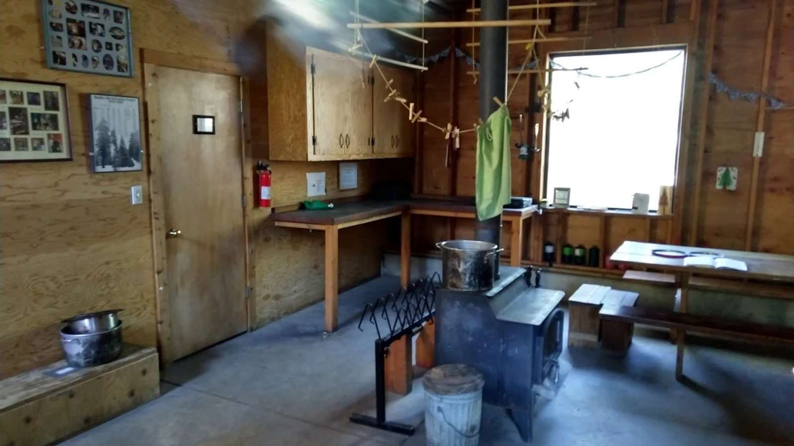 Bradley Hut - Sunnyside Tahoe City, California - glamping.directory