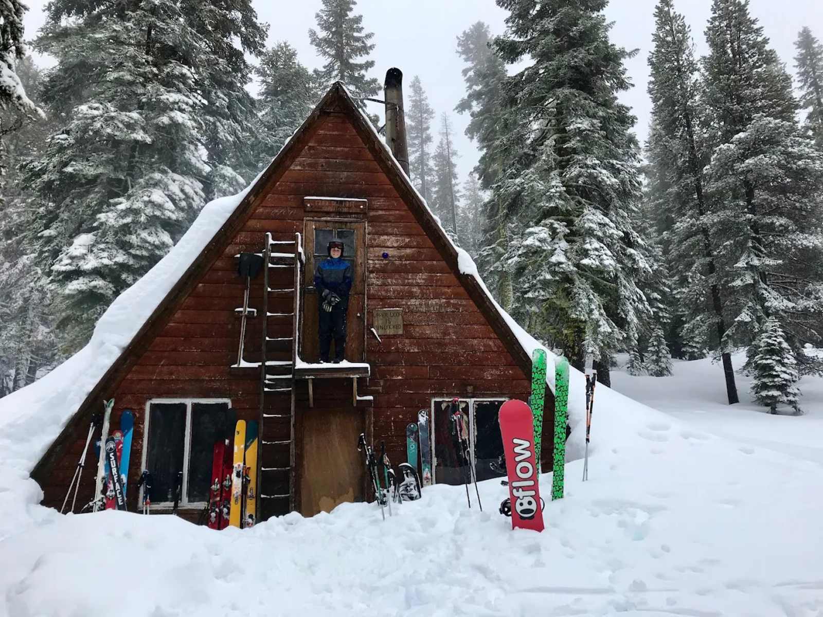 Ludlow Hut - Tahoma, California - glamping.directory