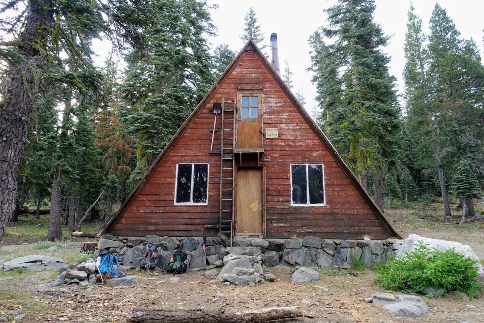 Ludlow Hut - Tahoma, California - glamping.directory