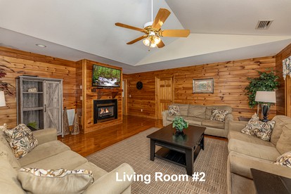 Enormous Cabin Perfect for Groups with Game Room and Hot-Tub in Pigeon Forge, Tennessee - Pigeon Forge, Tennessee - glamping.directory