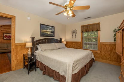 Enormous Cabin Perfect for Groups with Game Room and Hot-Tub in Pigeon Forge, Tennessee - Pigeon Forge, Tennessee - glamping.directory