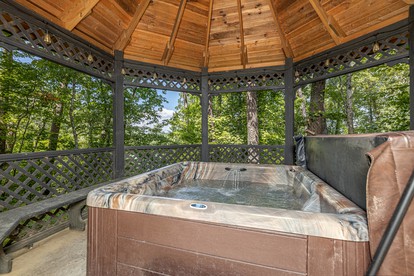 Enormous Cabin Perfect for Groups with Game Room and Hot-Tub in Pigeon Forge, Tennessee - Pigeon Forge, Tennessee - glamping.directory