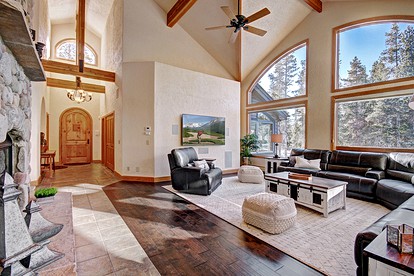 Elegant Cabin Getaway with a near Ski Resorts in Breckenridge, Colorado - Breckenridge, Colorado - glamping.directory