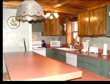Charming Family-Friendly Cabin Rental by Guadalupe River near New Braunfels, Texas - Canyon Lake, Texas - glamping.directory