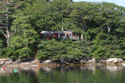 Cozy Cottage with Harbor Views in Boothbay Harbor, Maine - West Boothbay Harbor, Maine - glamping.directory