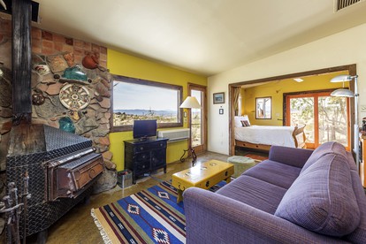 Colorful and Original Cabin with Hot Tub Ideal for Enjoying Joshua Tree, CA - Joshua Tree, California - glamping.directory