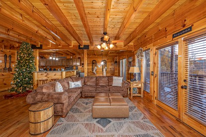 Enormous Group Cabin with Jacuzzi, Game Room and Stunning Views in Sevierville, Tennessee - Sevierville, Tennessee - glamping.directory