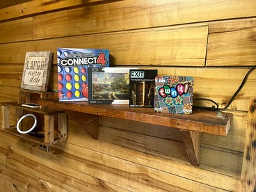 Relaxing Rustic Cabin Retreat, Dry Cabin Experience And Year Round Fishing Fun in Houston, Alaska - Houston, Alaska - glamping.directory