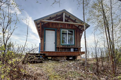 Relaxing Rustic Cabin Retreat, Dry Cabin Experience And Year Round Fishing Fun in Houston, Alaska - glamping.directory