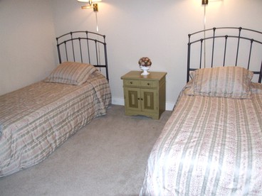 Spacious Bed and Breakfast Accommodation in Windham County, Vermont - glamping.directory