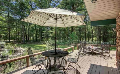 Torch Lake Thrills: Your Unique Cabin Retreat for Water Sports Enthusiasts in Michigan - Rapid City, Michigan - glamping.directory