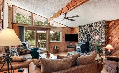 Torch Lake Thrills: Your Unique Cabin Retreat for Water Sports Enthusiasts in Michigan - Rapid City, Michigan - glamping.directory