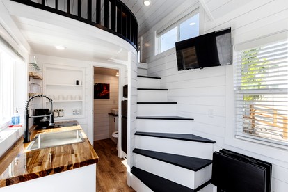 Contemporary Comfort: Modern Tiny House with Private Hot Tub in Apple Valley, Utah - Apple Valley, Utah - glamping.directory