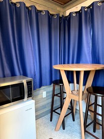 Charming Minimalist Cabin Escape with Modern Essentials in Seward, Alaska - Seward, Alaska - glamping.directory