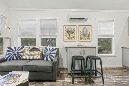 Idyllic Cabin Perfect for a Relaxing Getaway in Texas - Fredericksburg, Texas - glamping.directory